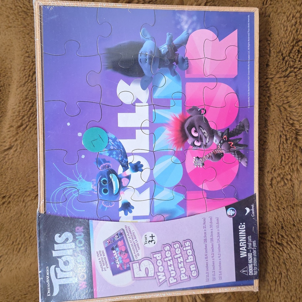 🆕️ 🧩 Trolls World Tour Puzzle Set - Purple and Blue